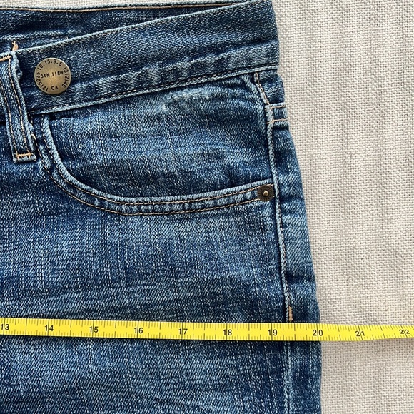 Boyfriend Denim Shorts With Suspenders - Picture 8 of 8